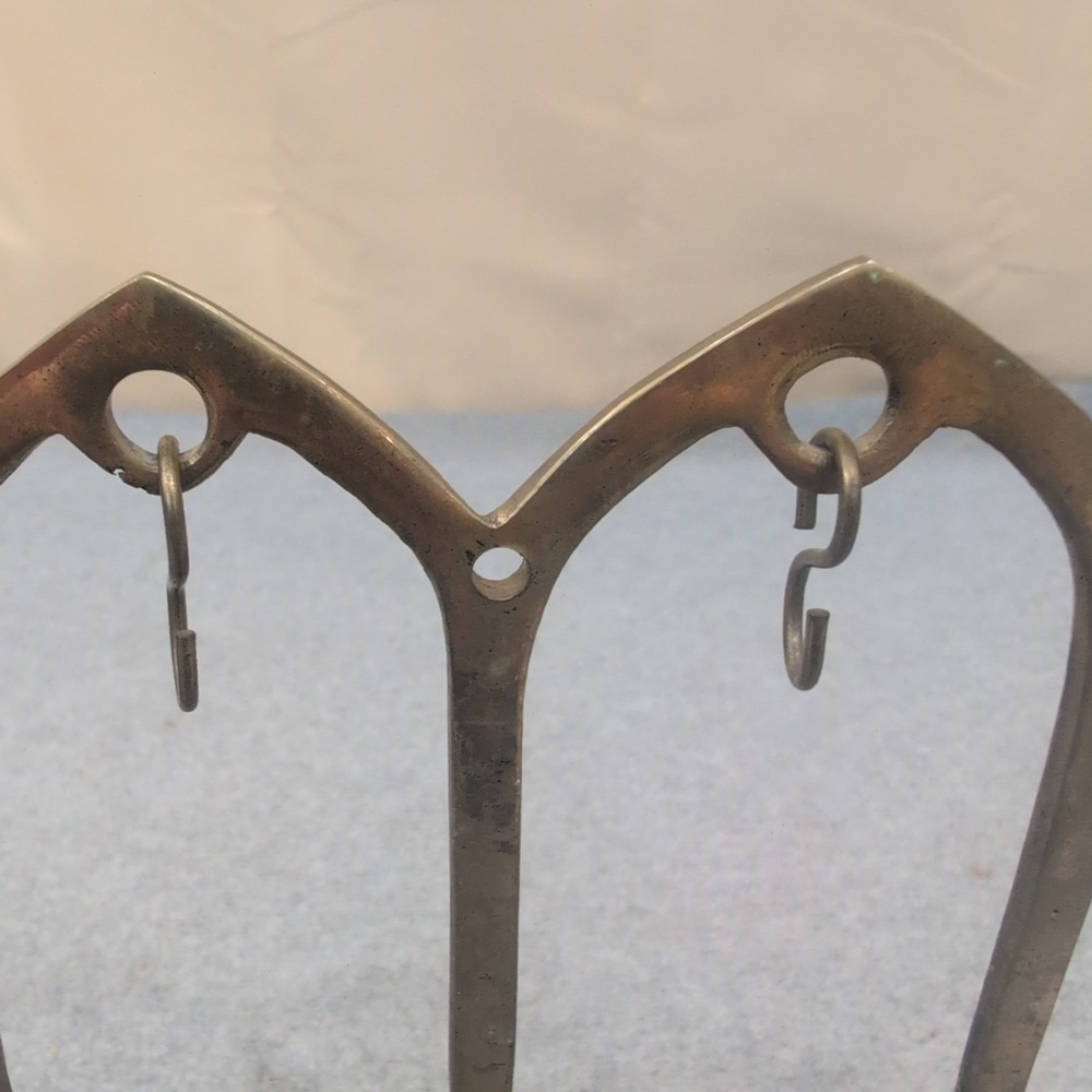 Vintage Brass Gothic Cathedral Arch Earring Stand Jewelry Display Organizer - Picture 3 of 7